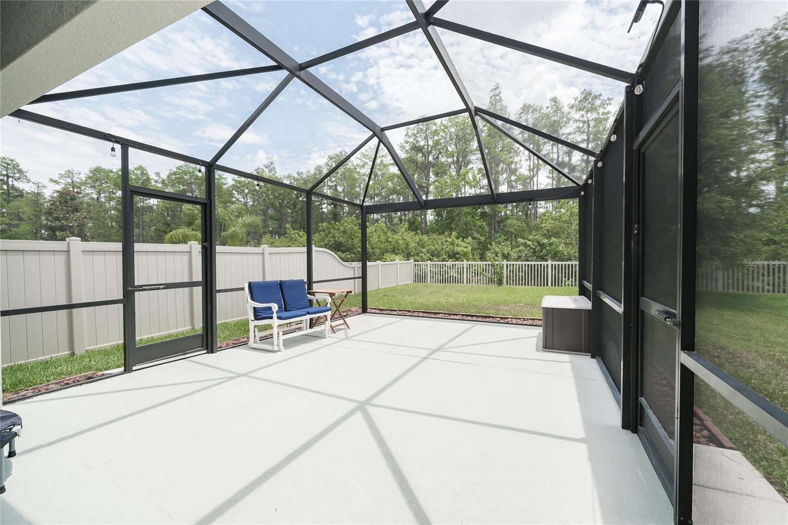 Image 7 of 43 For 19312 Roseate Drive
