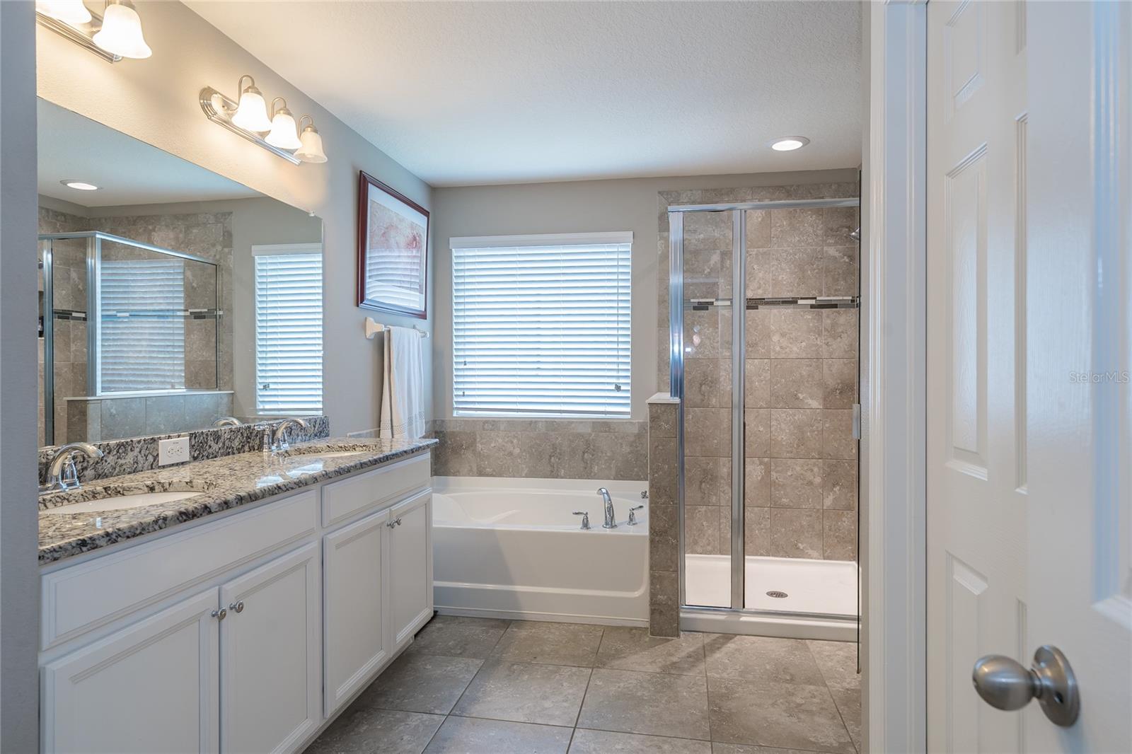 Image 9 of 43 For 19312 Roseate Drive