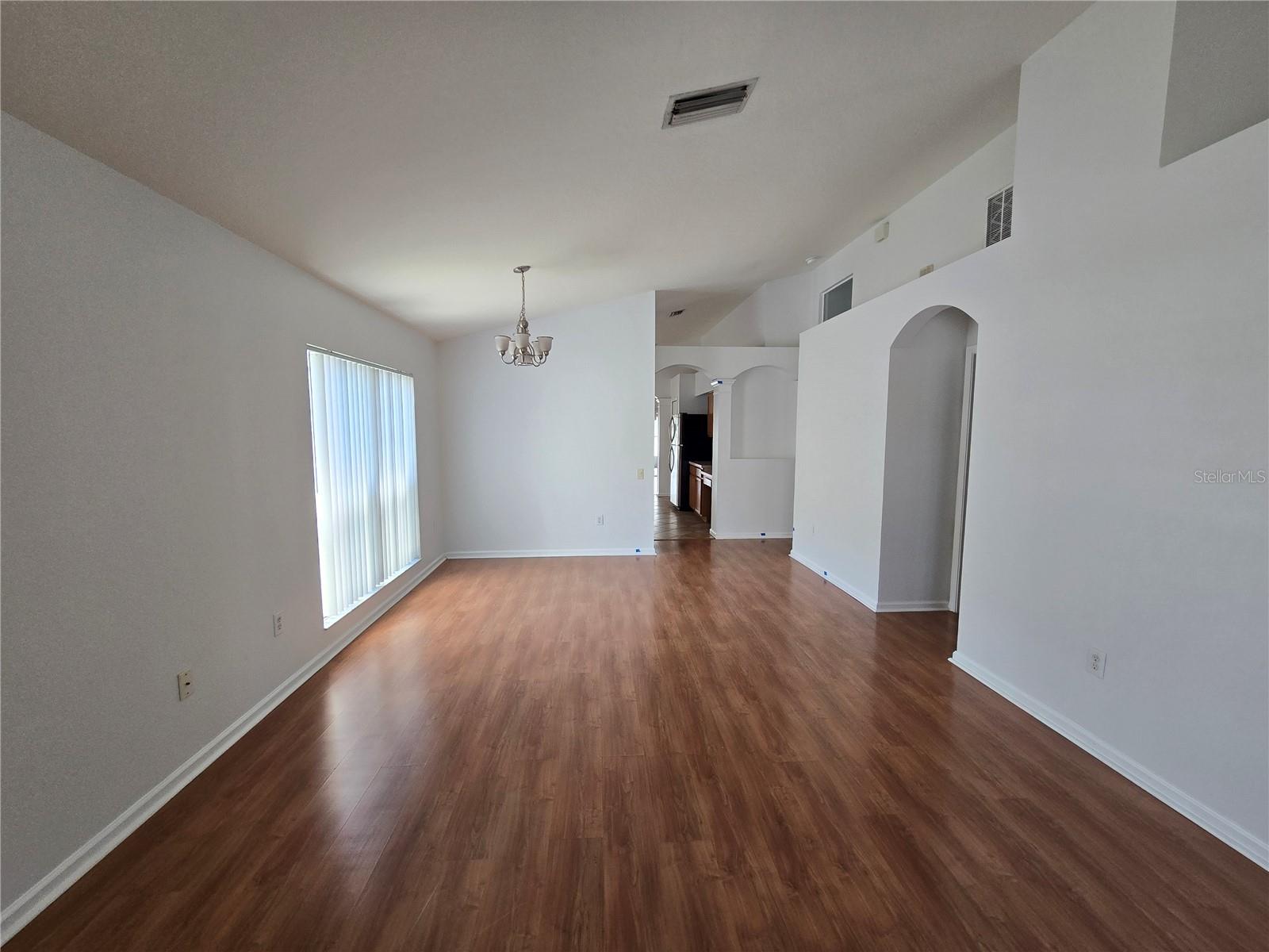 Image 2 of 31 For 1003 Summer Breeze Drive
