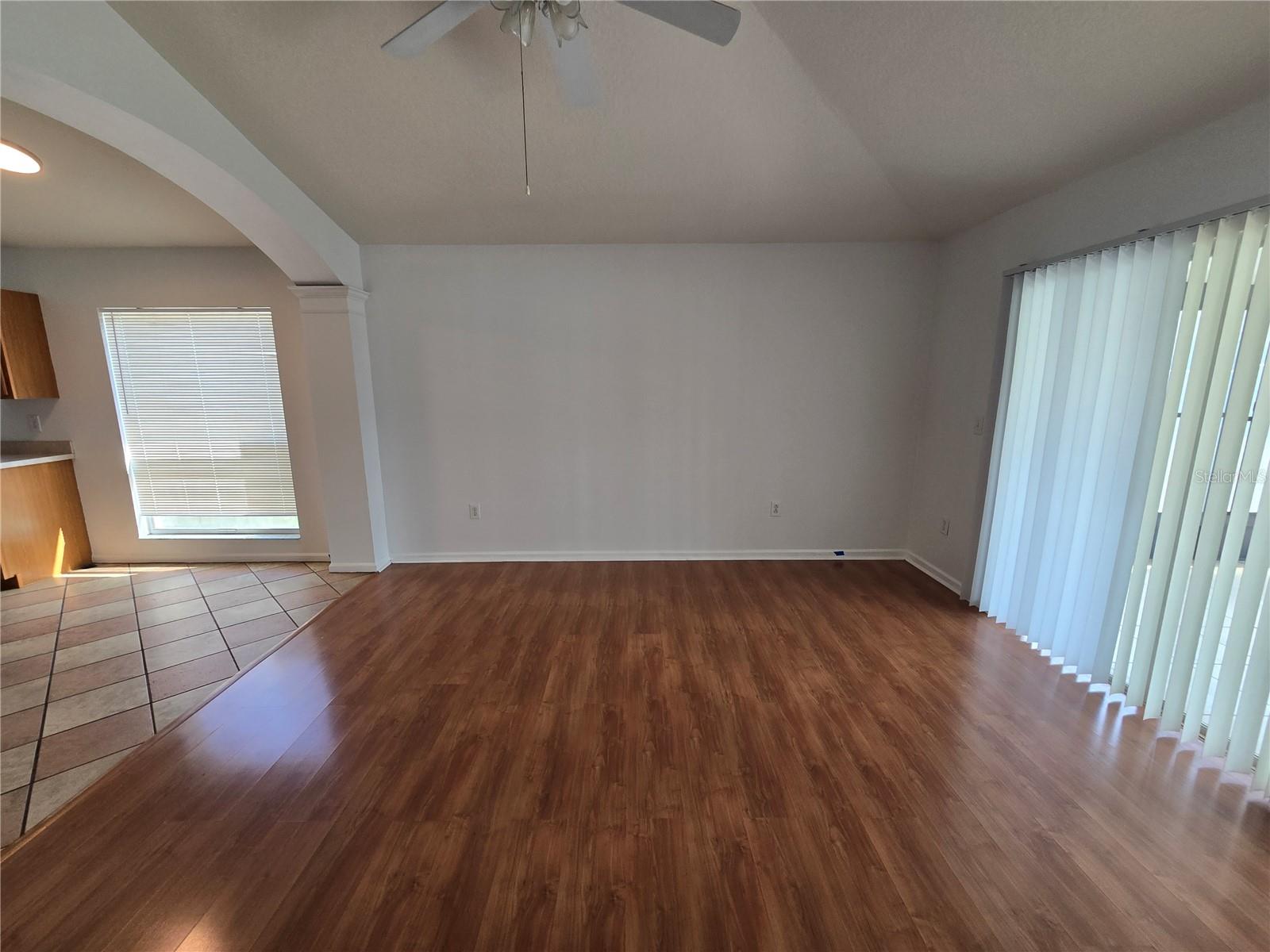 Image 7 of 31 For 1003 Summer Breeze Drive