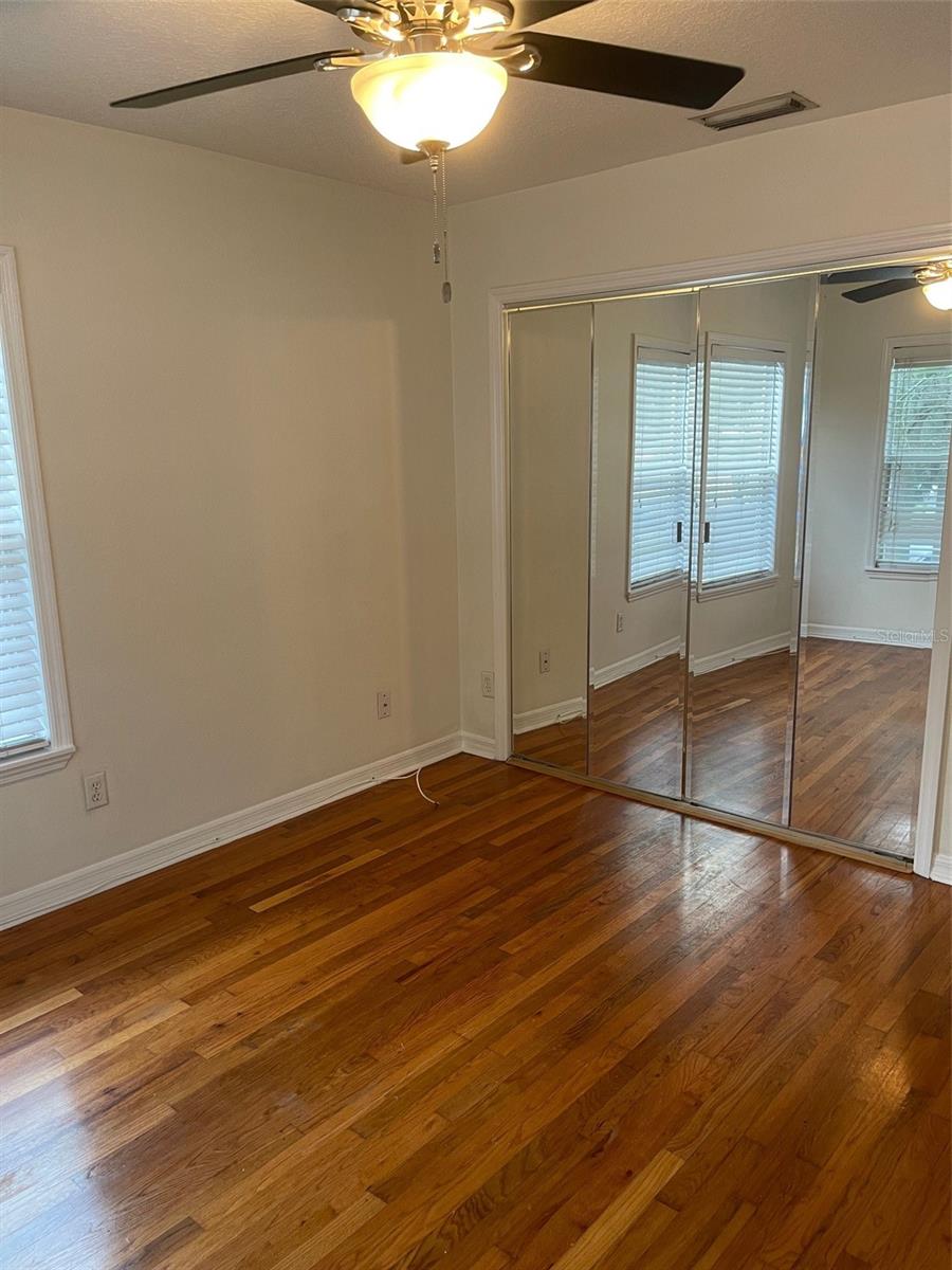 Image 10 of 12 For 1914 Aileen Street