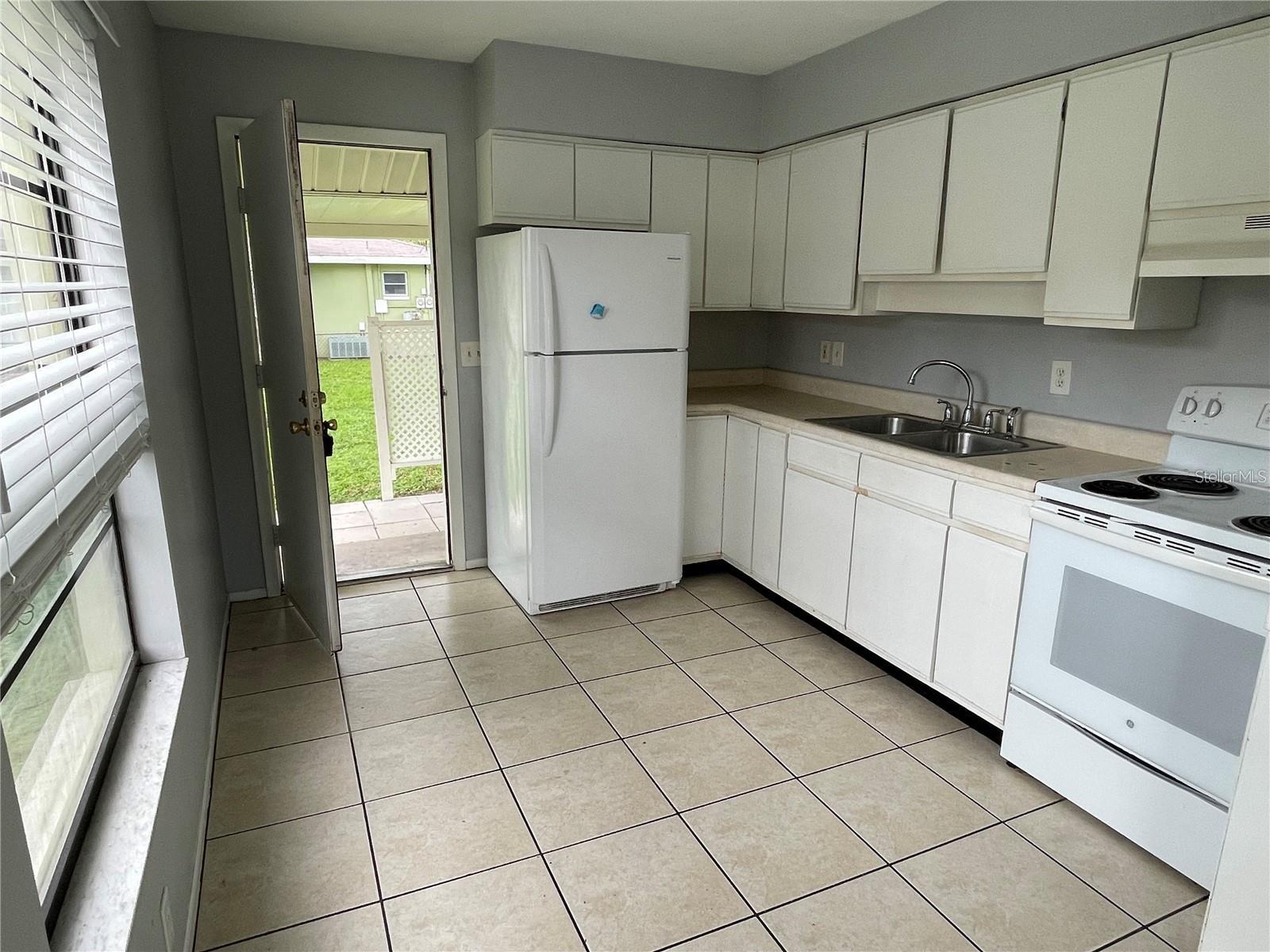 Image 2 of 13 For 157 2nd Avenue Sw A