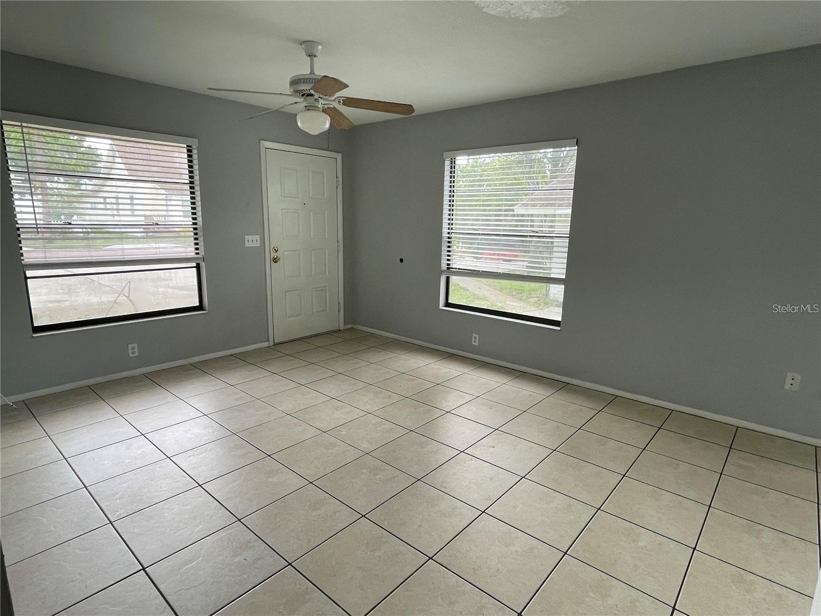 Image 4 of 13 For 157 2nd Avenue Sw A