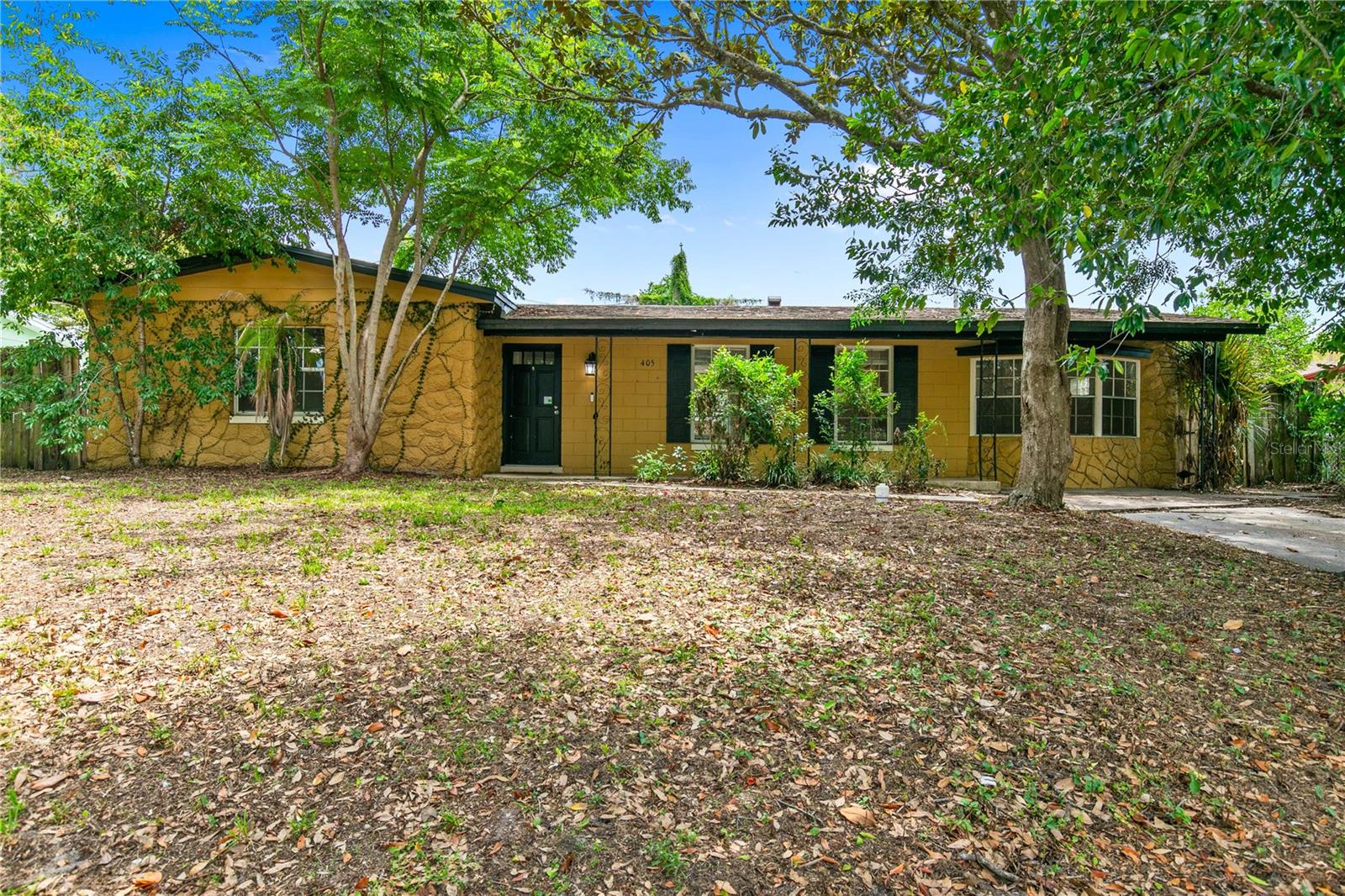 Listing Details for 405 Chestnut Avenue, ALTAMONTE SPRINGS, FL 32701