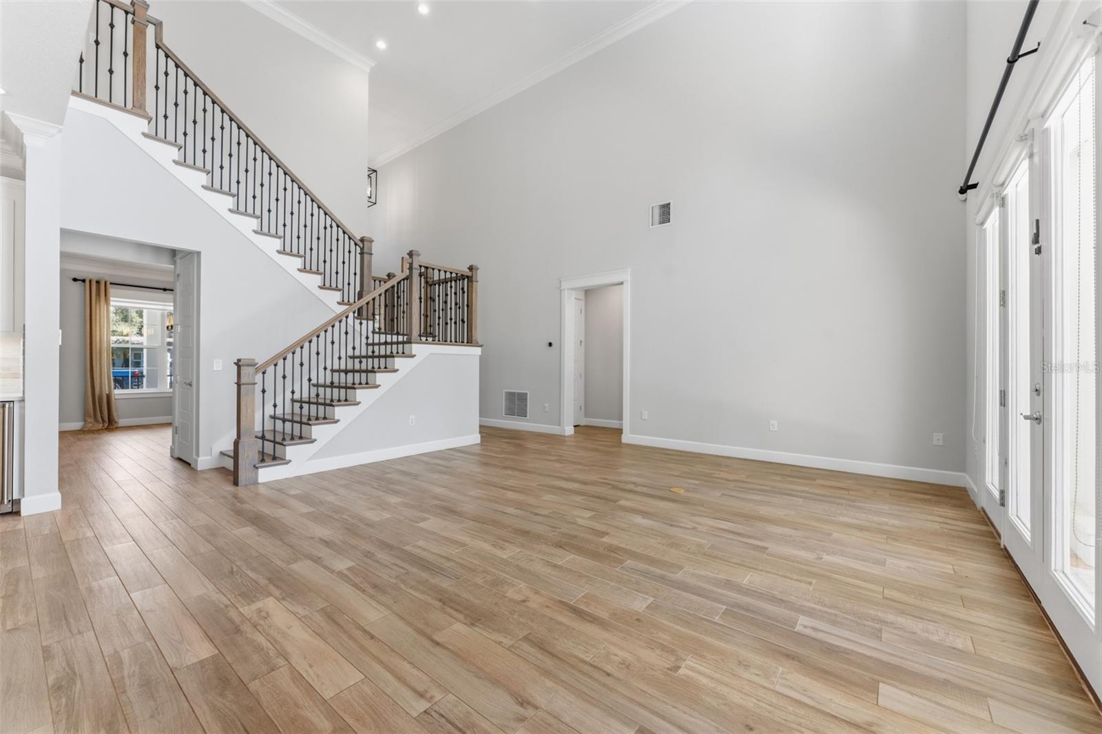 Image 7 of 49 For 4312 W Obispo Street