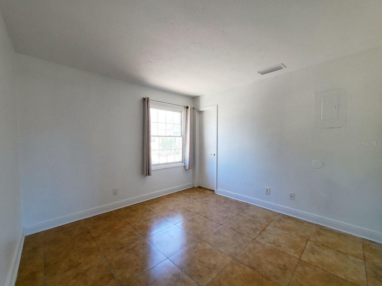 Image 18 of 29 For 13832 Orange Sunset Drive 202