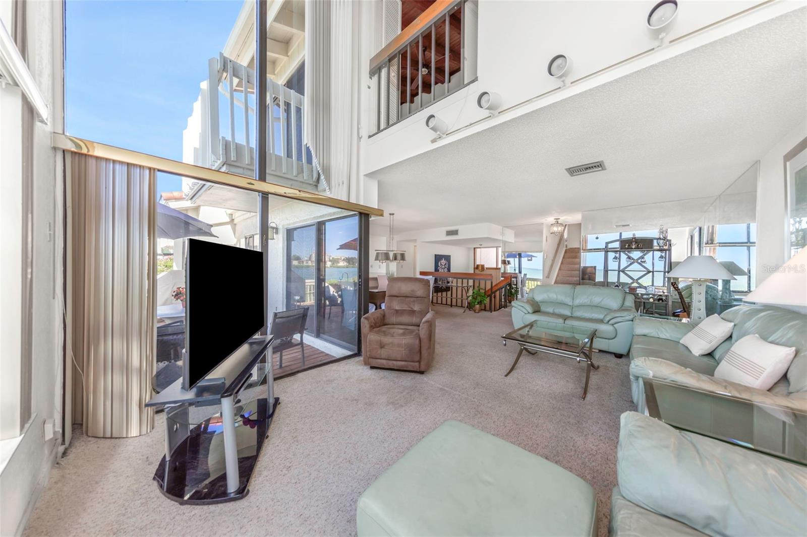 Image 10 of 64 For 5650 Escondida Boulevard S