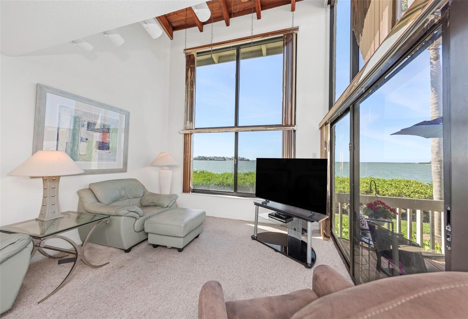 Image 11 of 64 For 5650 Escondida Boulevard S