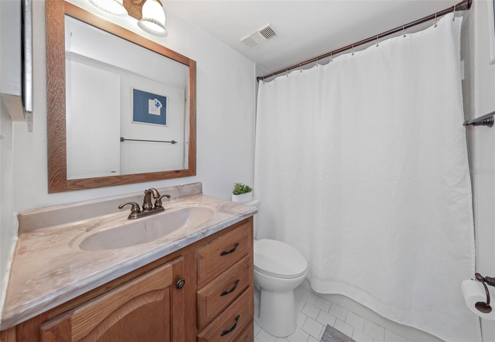 Image 21 of 64 For 5650 Escondida Boulevard S