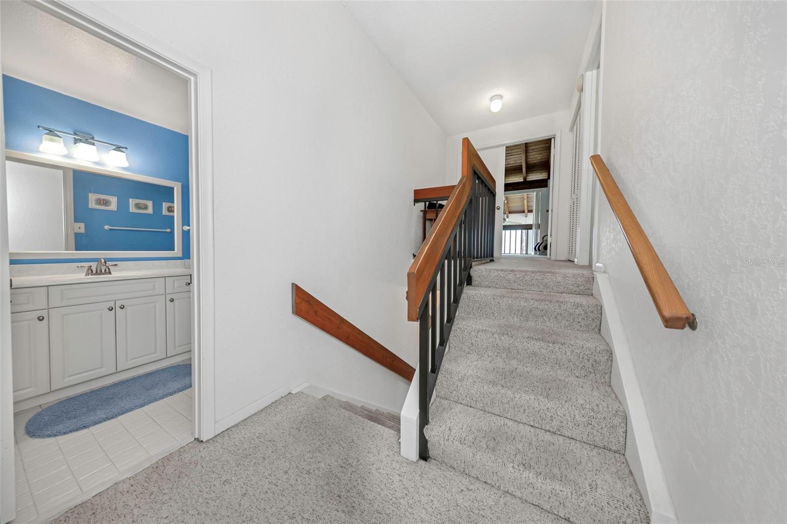 Image 28 of 64 For 5650 Escondida Boulevard S