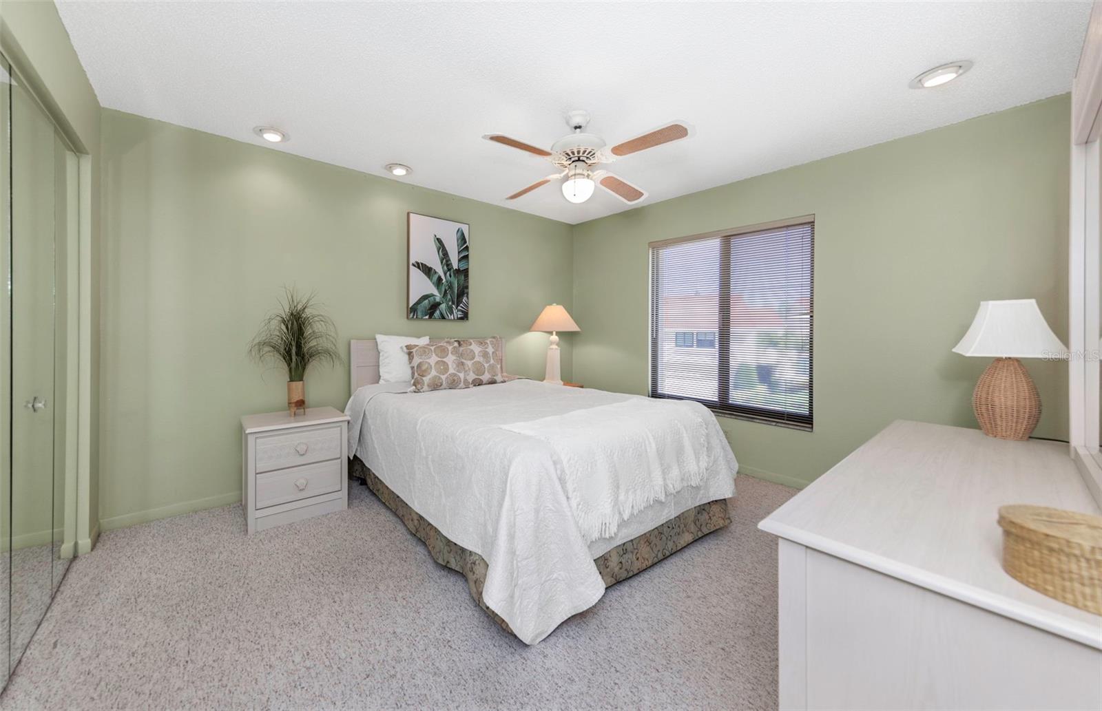 Image 29 of 64 For 5650 Escondida Boulevard S