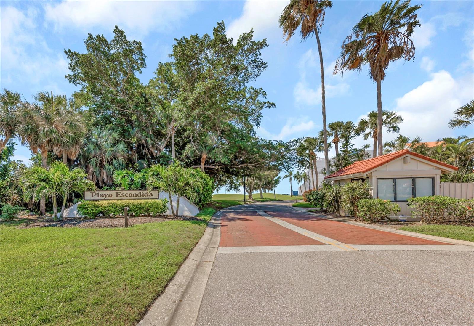 Image 3 of 64 For 5650 Escondida Boulevard S