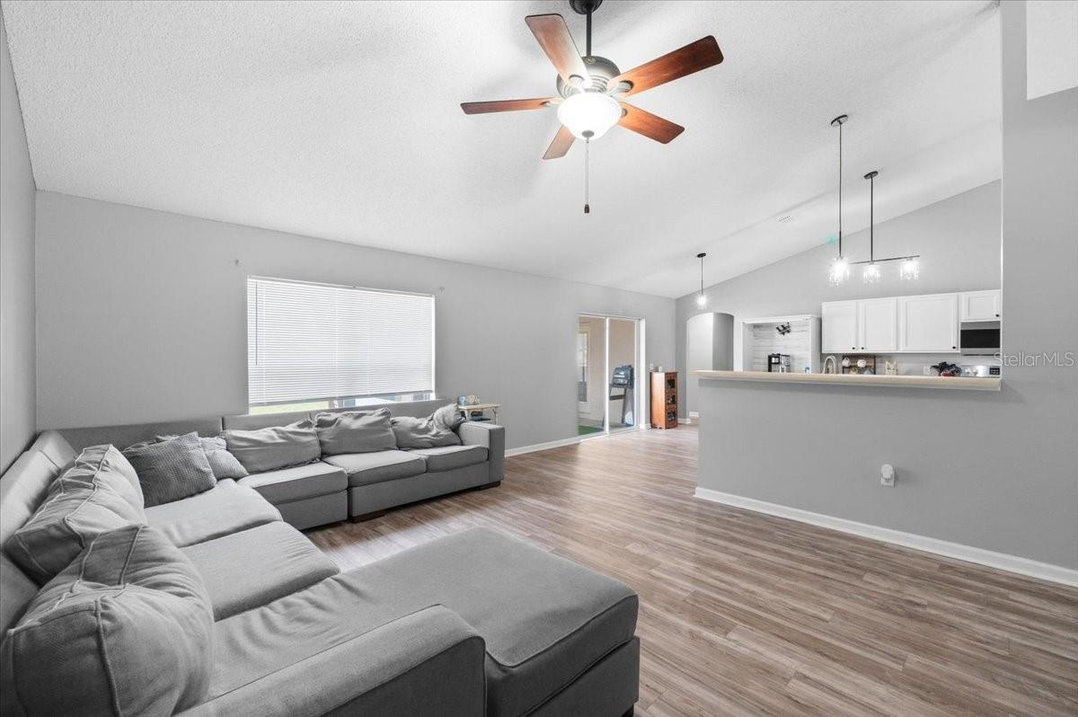 Image 4 of 53 For 3606 Wellington Lane