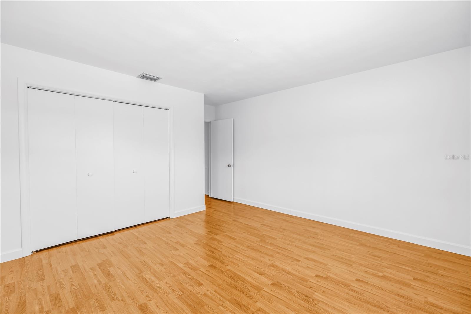 Image 36 of 46 For 1550 Idle Drive