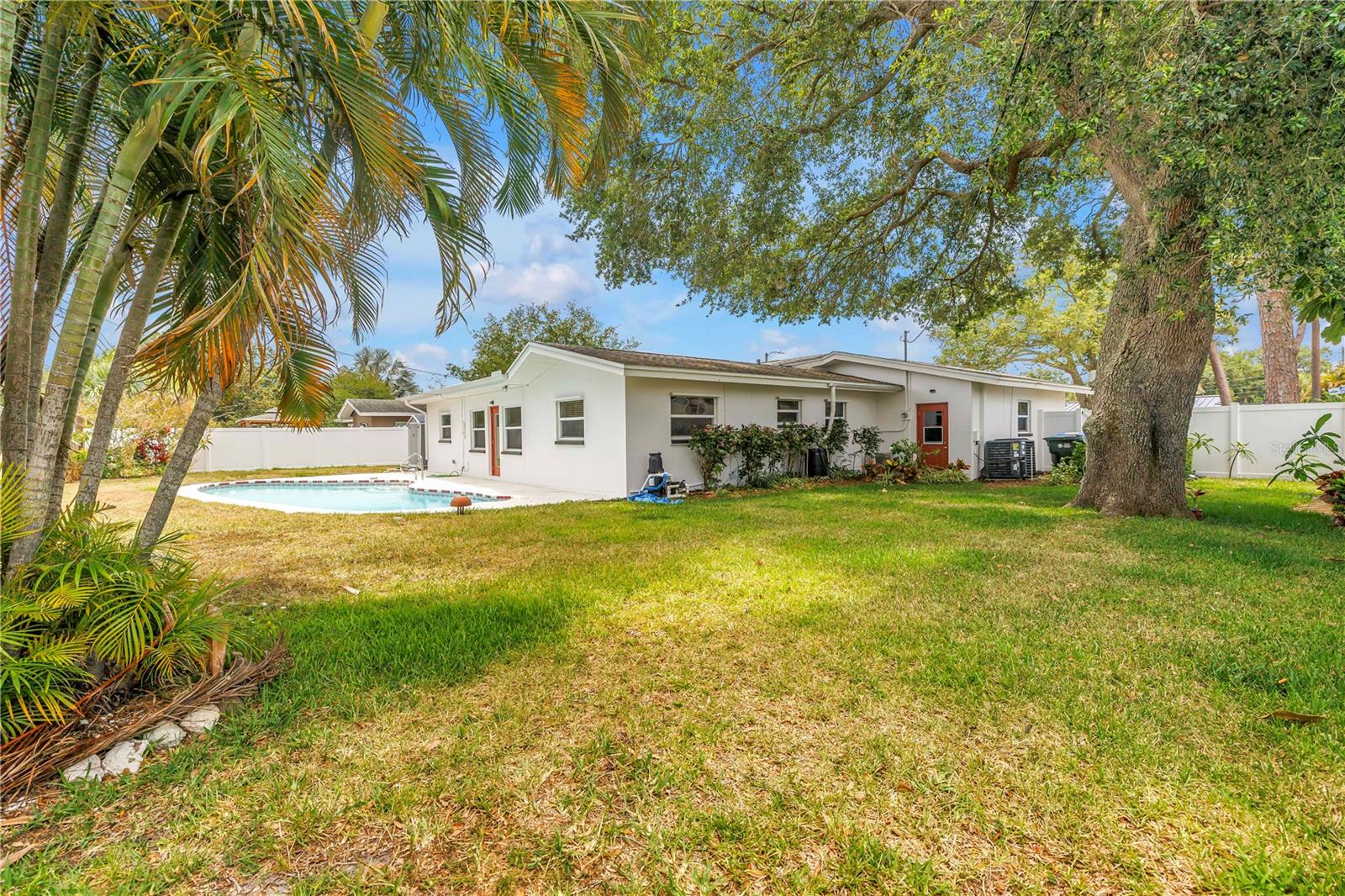 Image 41 of 46 For 1550 Idle Drive