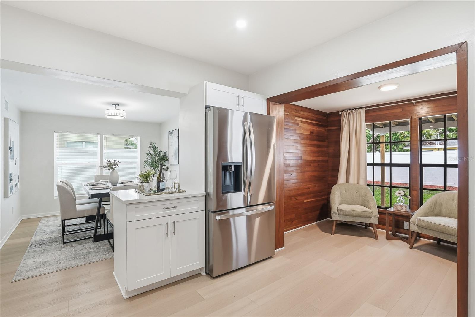 Image 13 of 35 For 2164 Riviera Drive