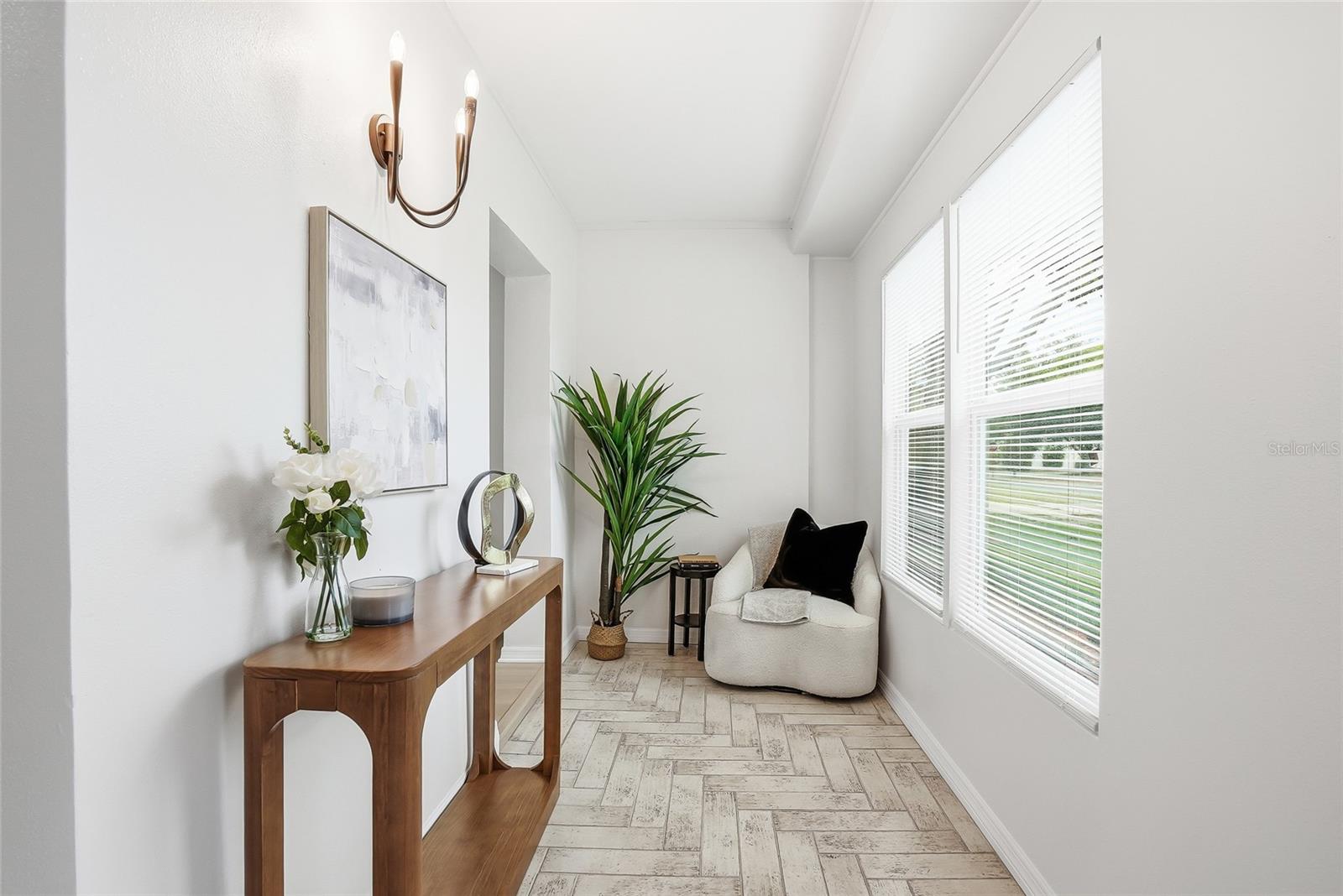Image 3 of 35 For 2164 Riviera Drive