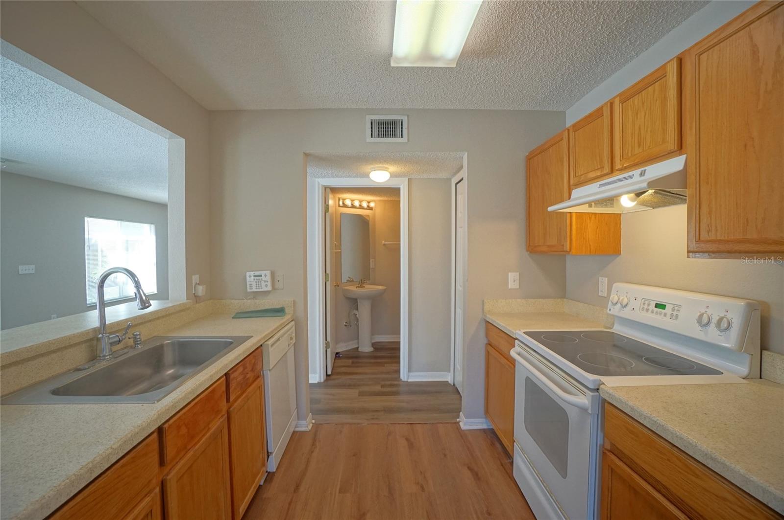 Image 10 of 19 For 10811 Brickside Court