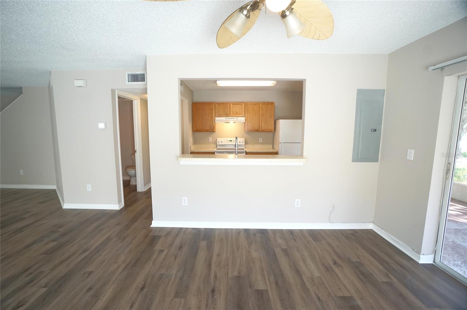 Image 7 of 19 For 10811 Brickside Court