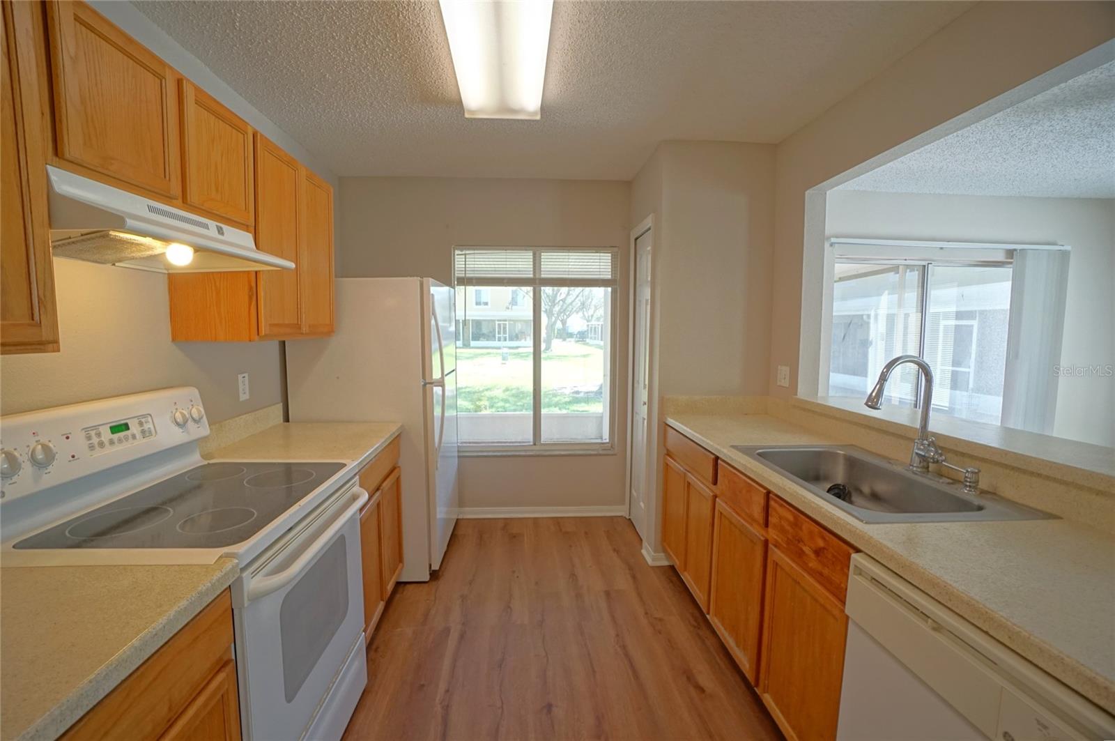 Image 9 of 19 For 10811 Brickside Court
