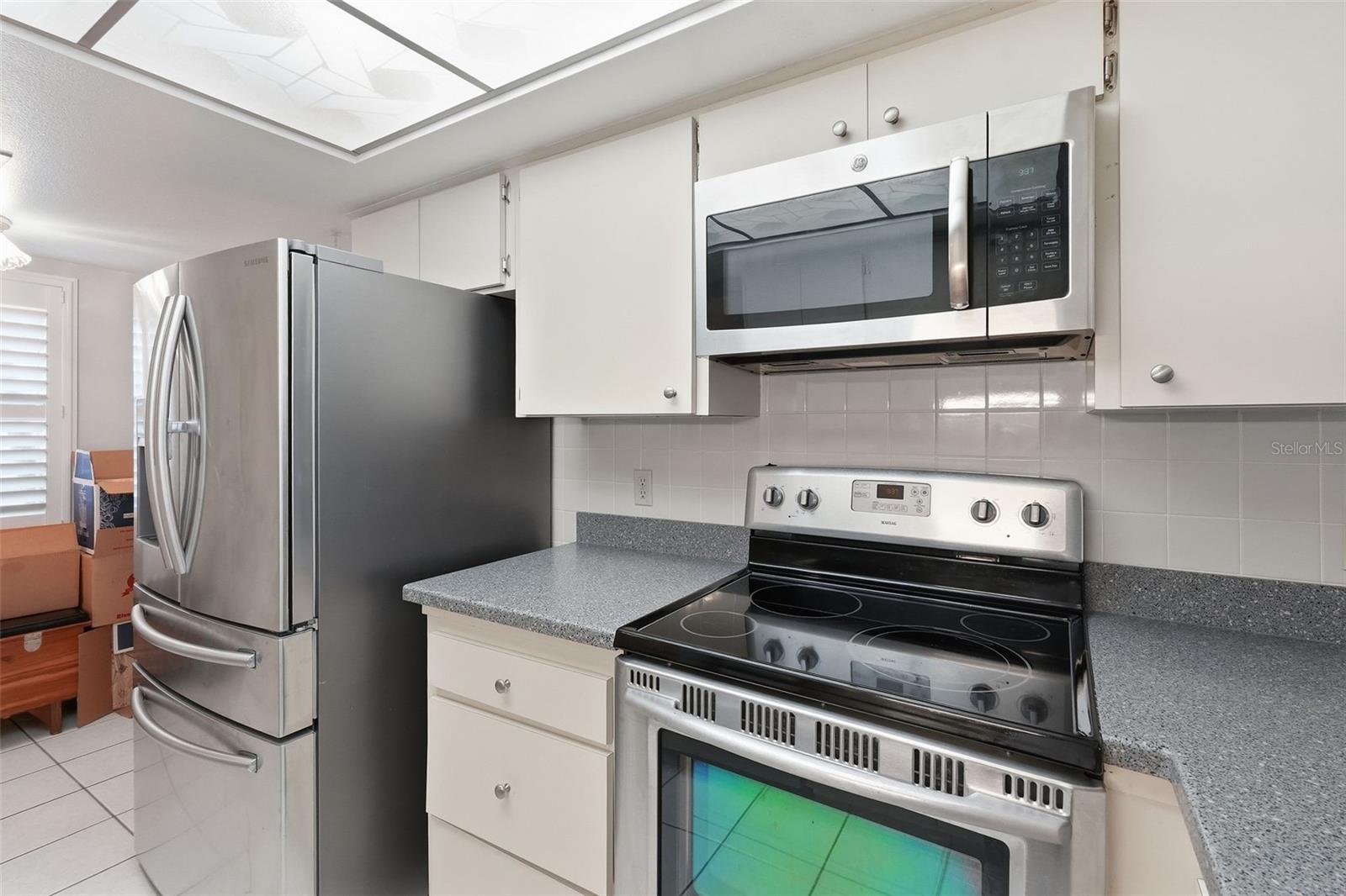 Image 4 of 21 For 2131 Ridge Road S 99