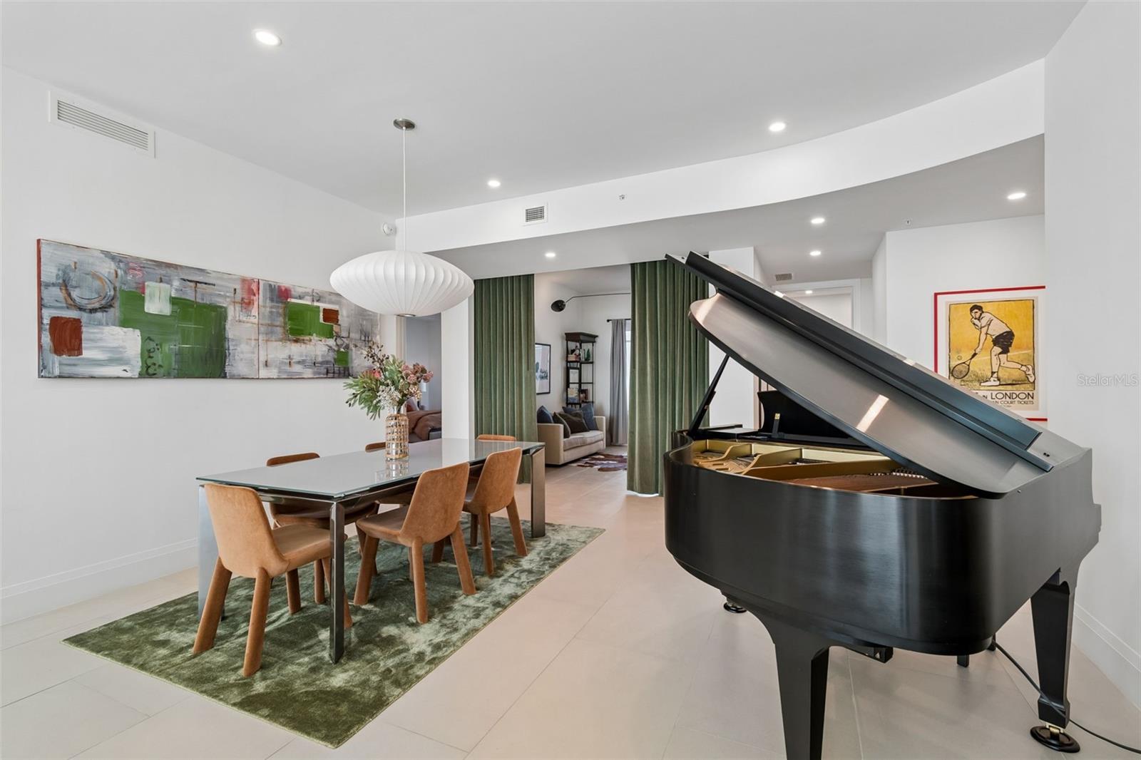 Image 16 of 54 For 2910 Barcelona Street 902