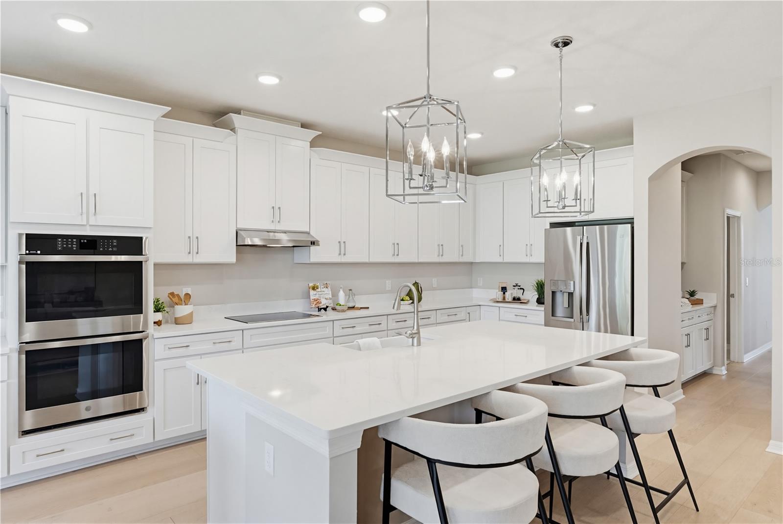 Listing photo id 9 for 9608 Sorbonne Loop