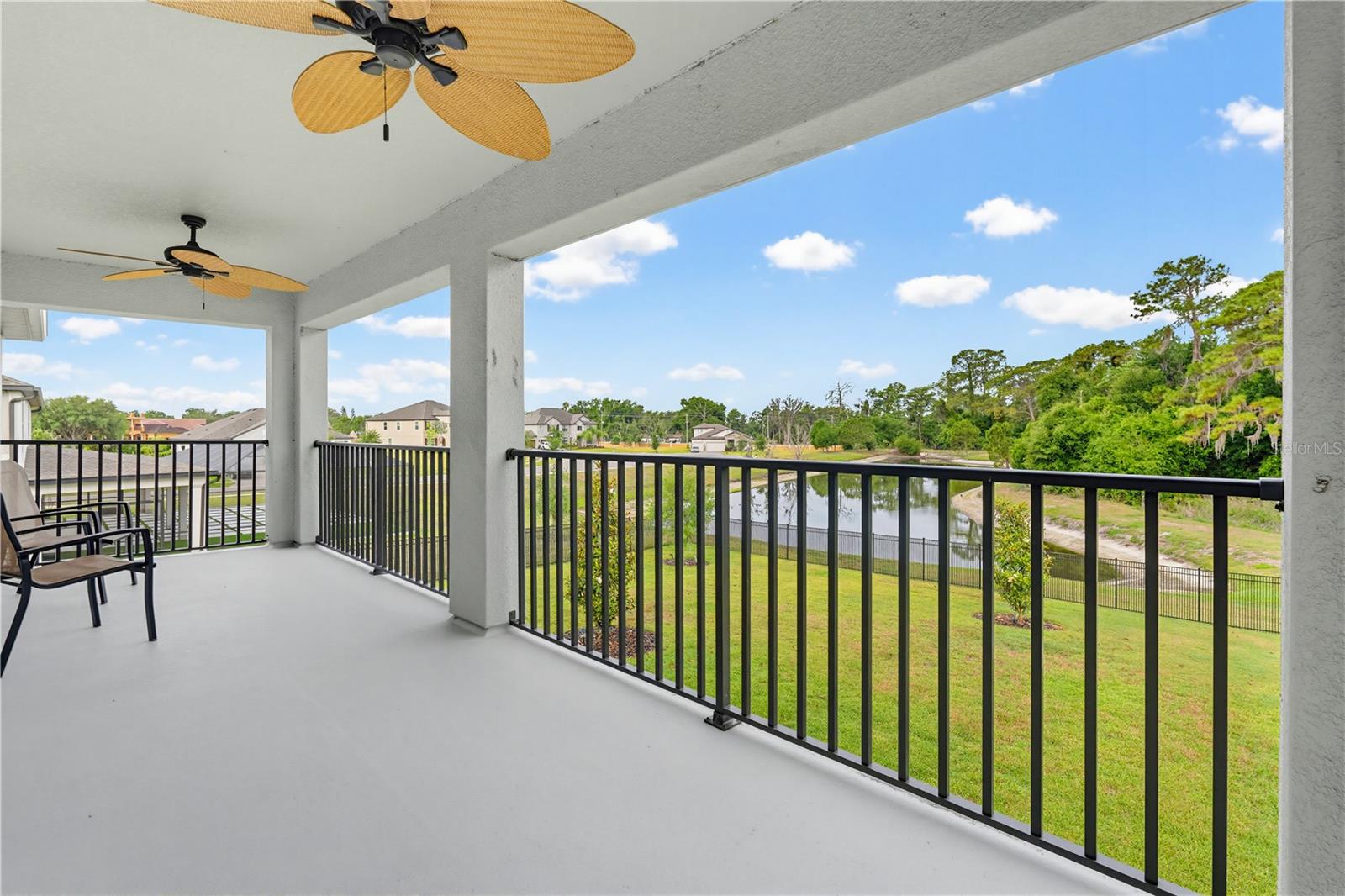 Listing photo id 34 for 9608 Sorbonne Loop