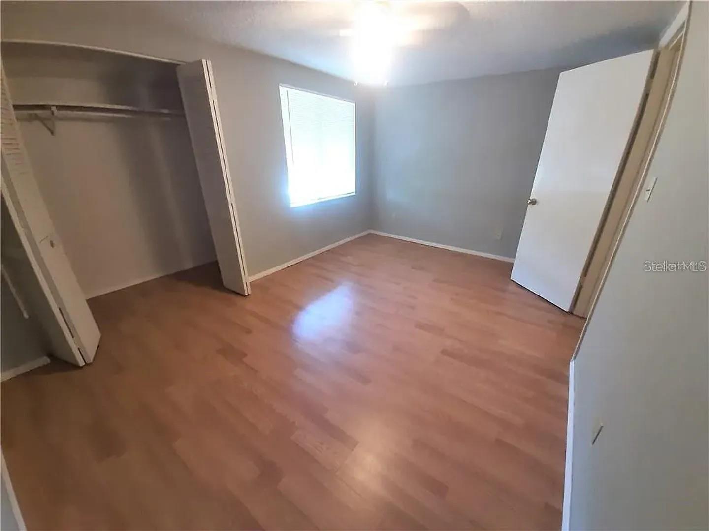 Image 4 of 10 For 7600 Abbey Lane C