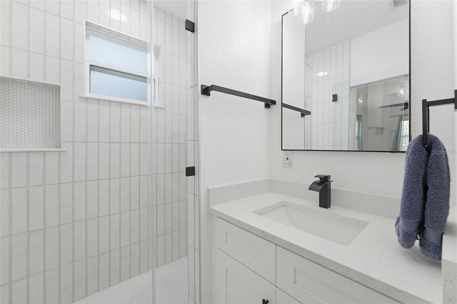Image 17 of 37 For 1275 Palm Street