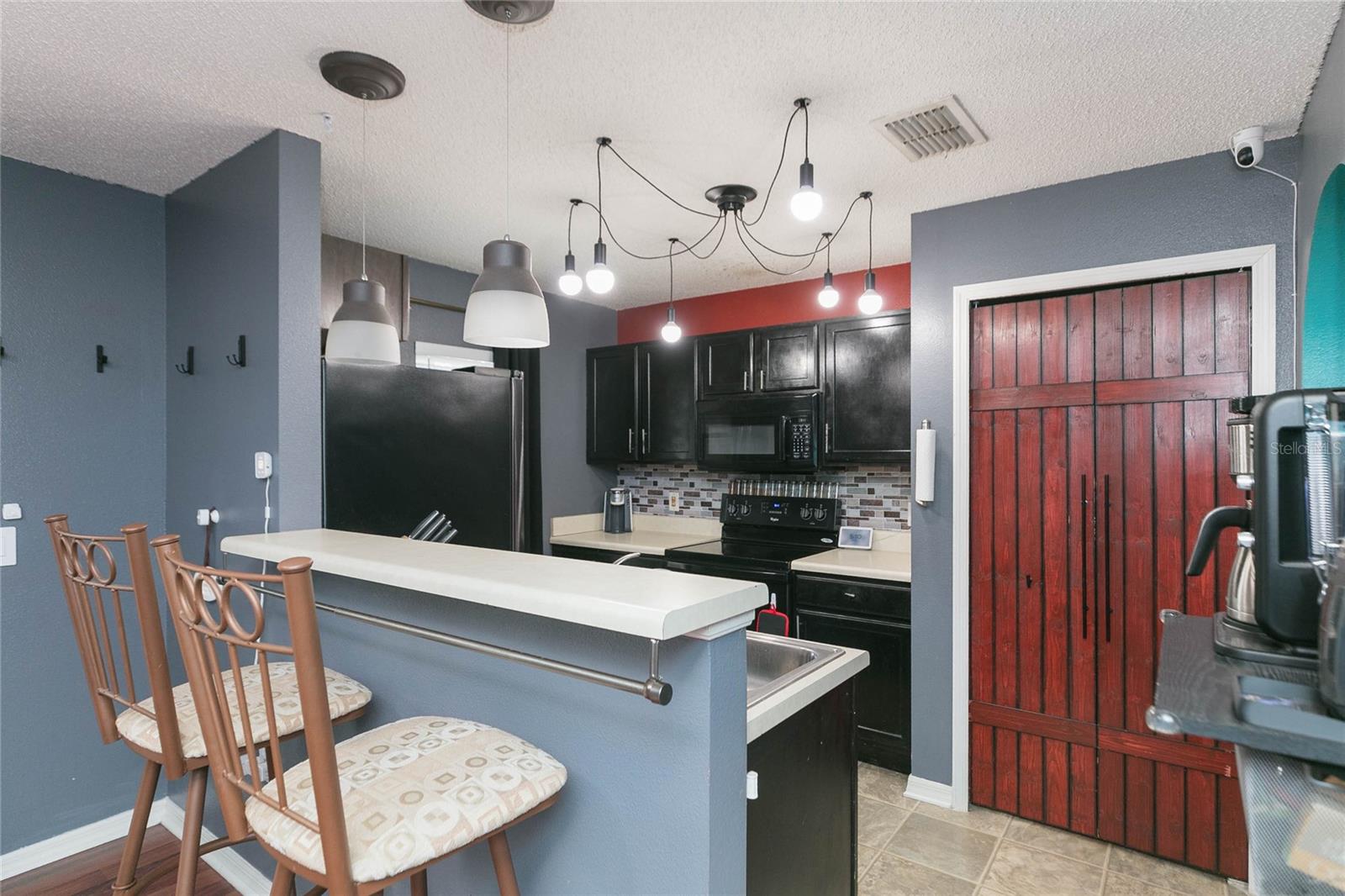 Image 10 of 49 For 9922 Ashburn Lake Drive