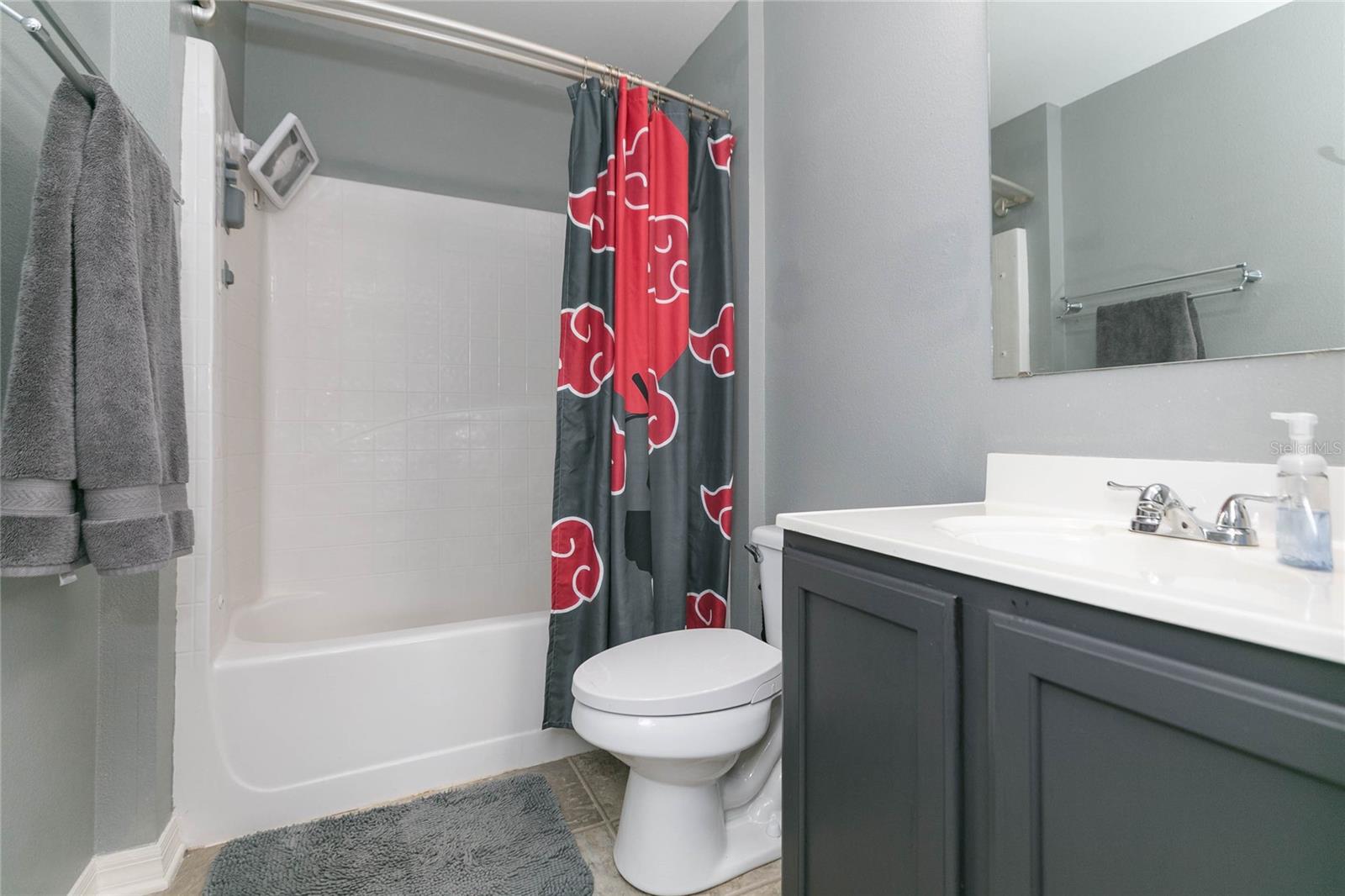 Image 23 of 49 For 9922 Ashburn Lake Drive