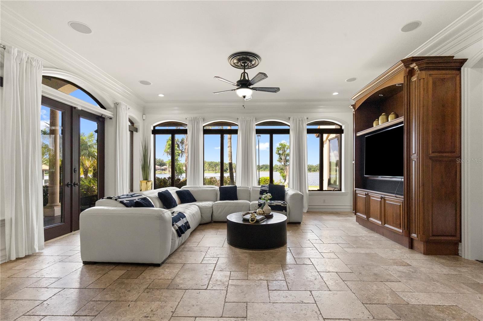 Image 19 of 99 For 216 Lake Brant Drive