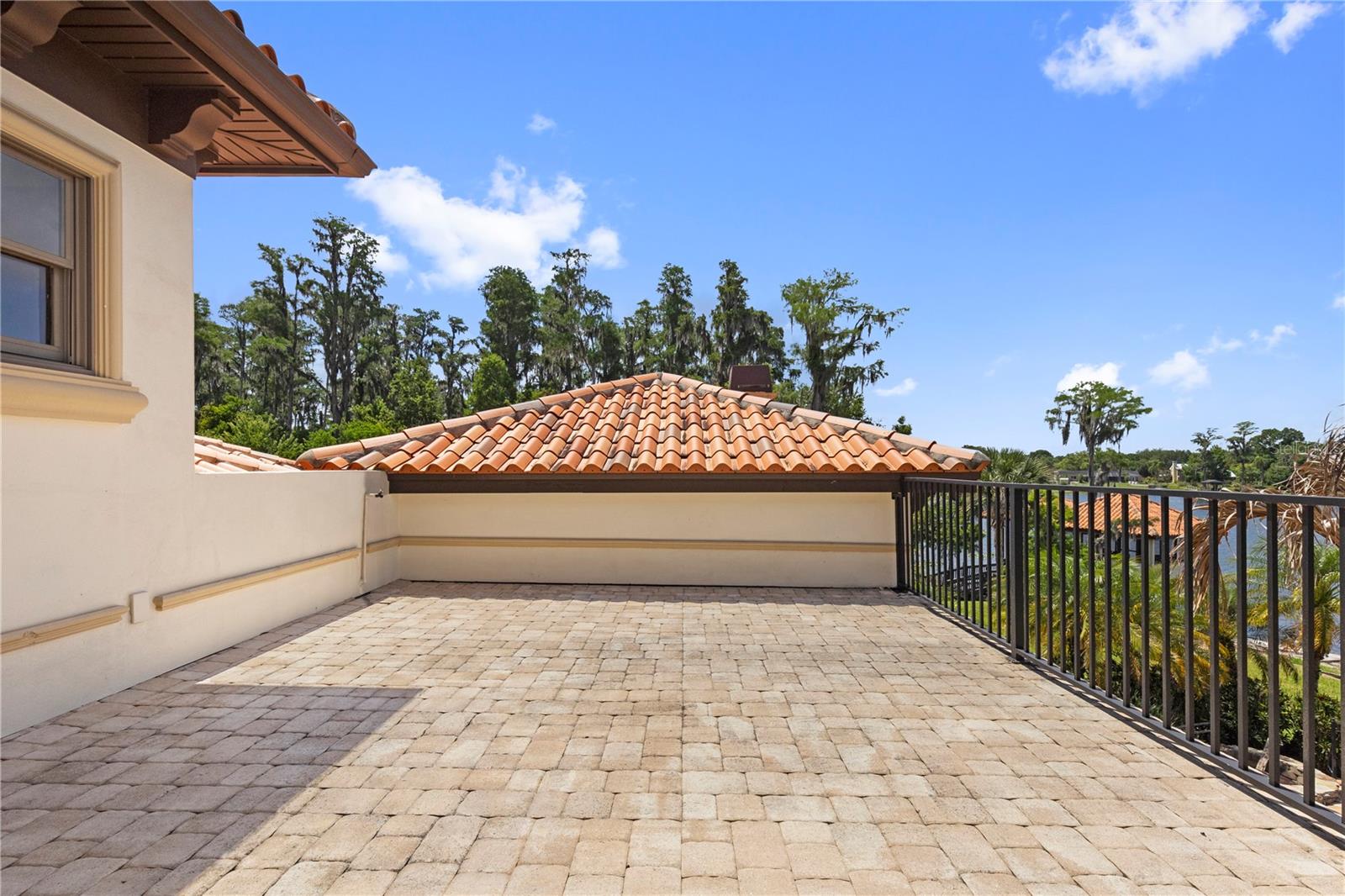Image 79 of 99 For 216 Lake Brant Drive