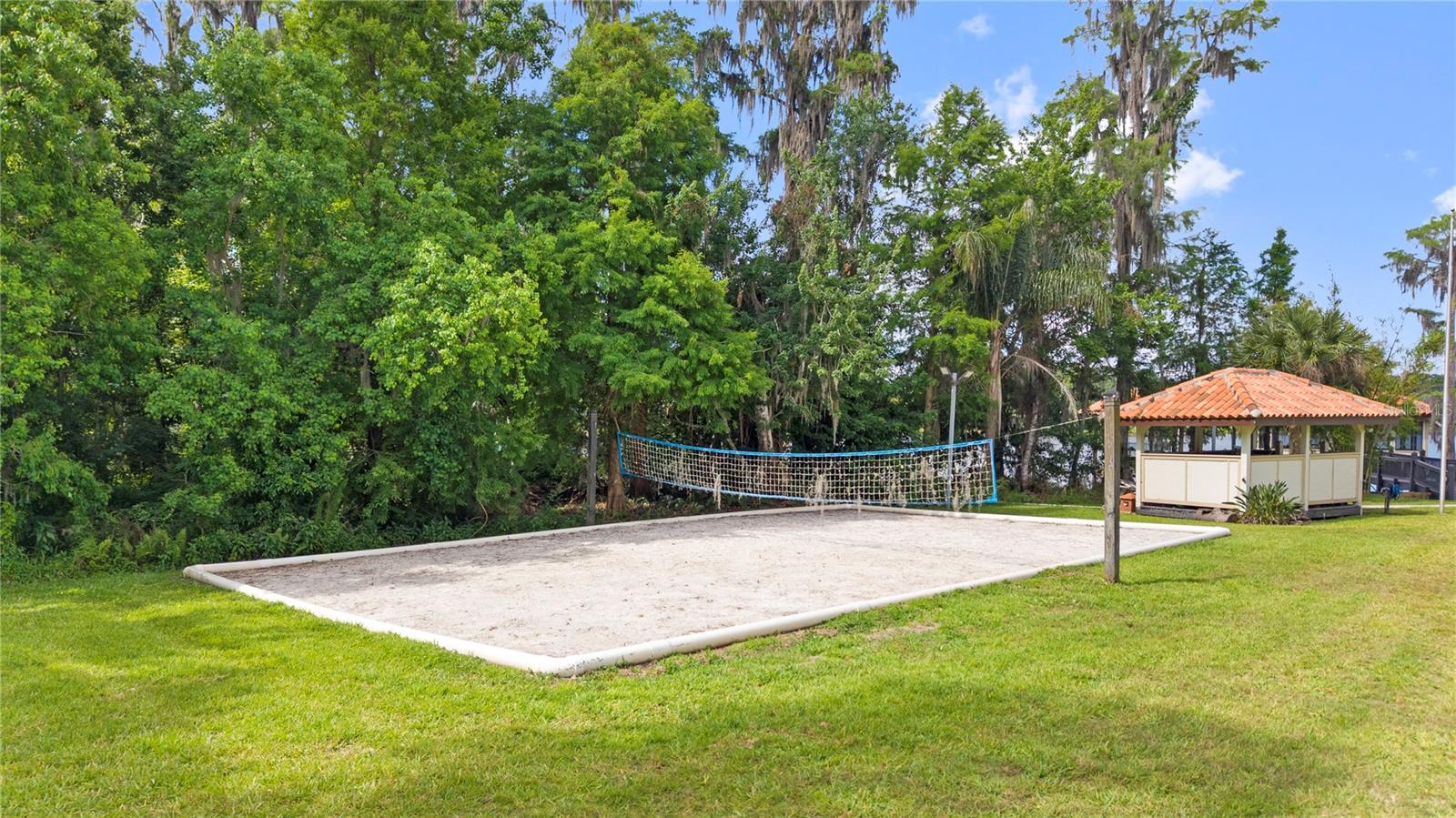 Image 88 of 99 For 216 Lake Brant Drive