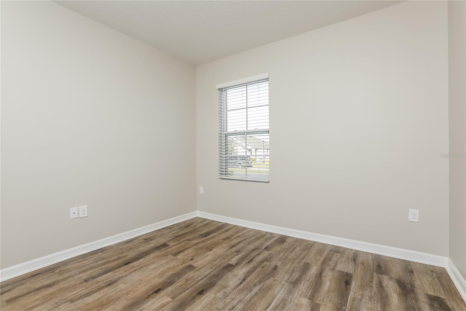 Image 9 of 15 For 1924 Red Canyon Drive