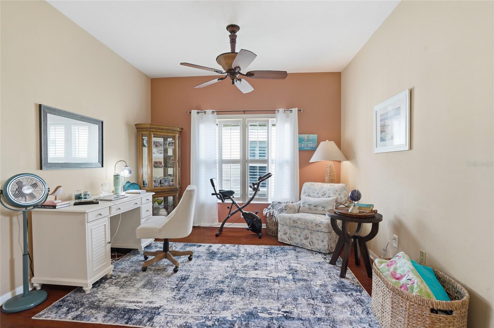 Image 12 of 46 For 23908 Hastings Way
