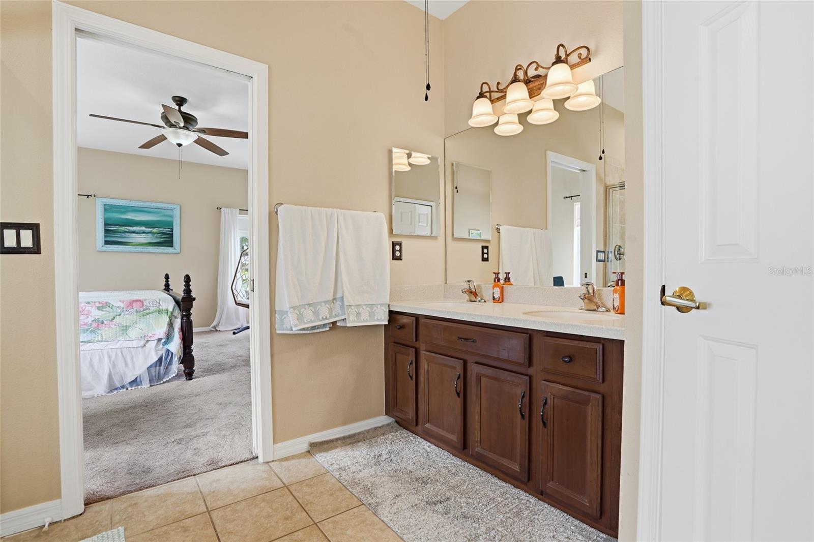 Image 24 of 46 For 23908 Hastings Way