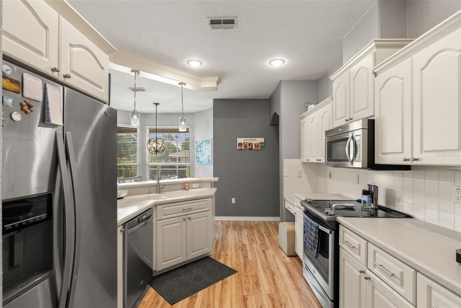 Image 37 of 62 For 10327 Velvetseed Circle