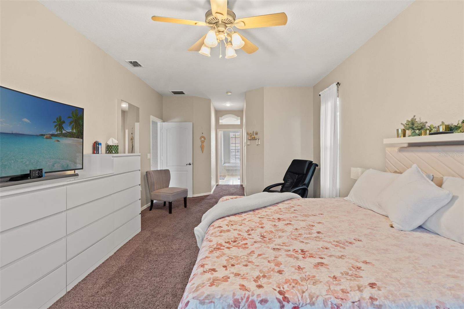 Image 7 of 62 For 10327 Velvetseed Circle