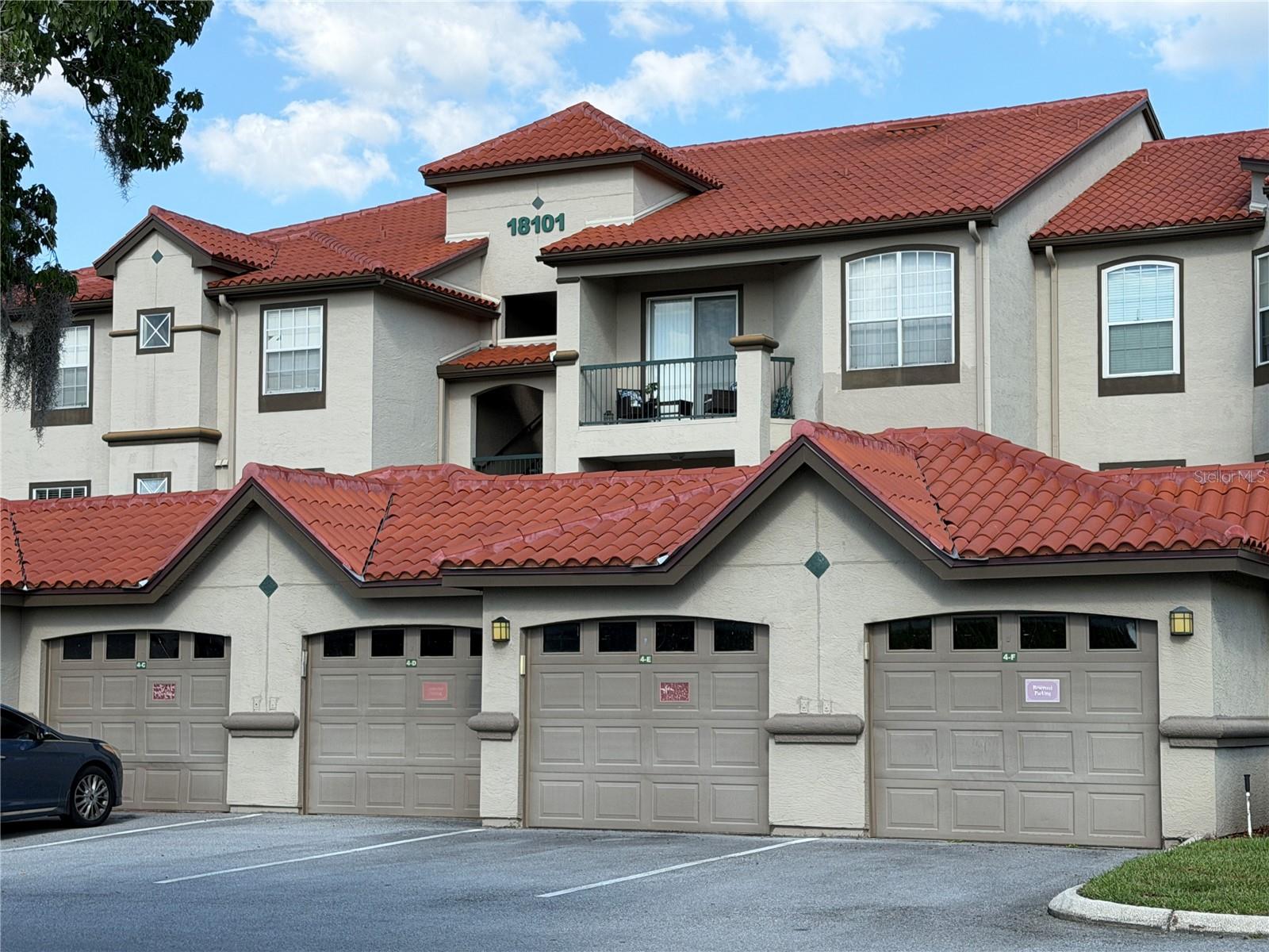 Image 2 of 16 For 18101 Peregrines Perch Place 4201