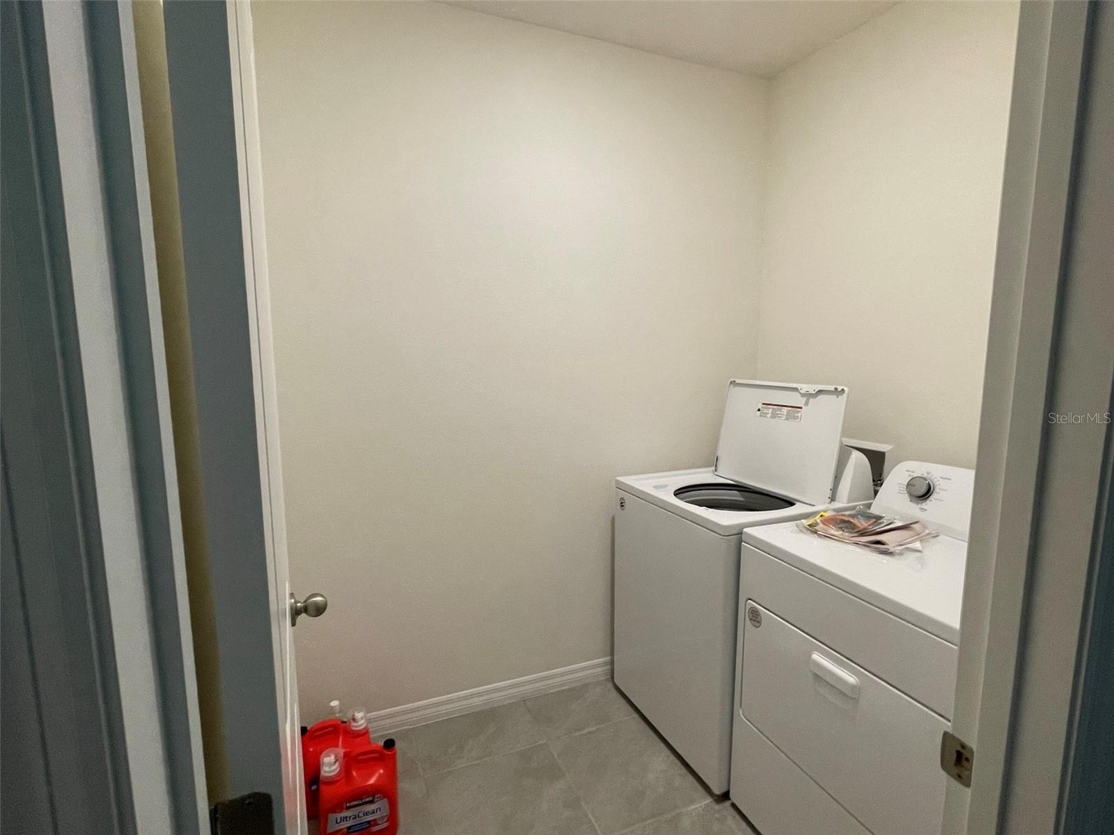 Image 16 of 55 For 15596 Black Pepper Lane