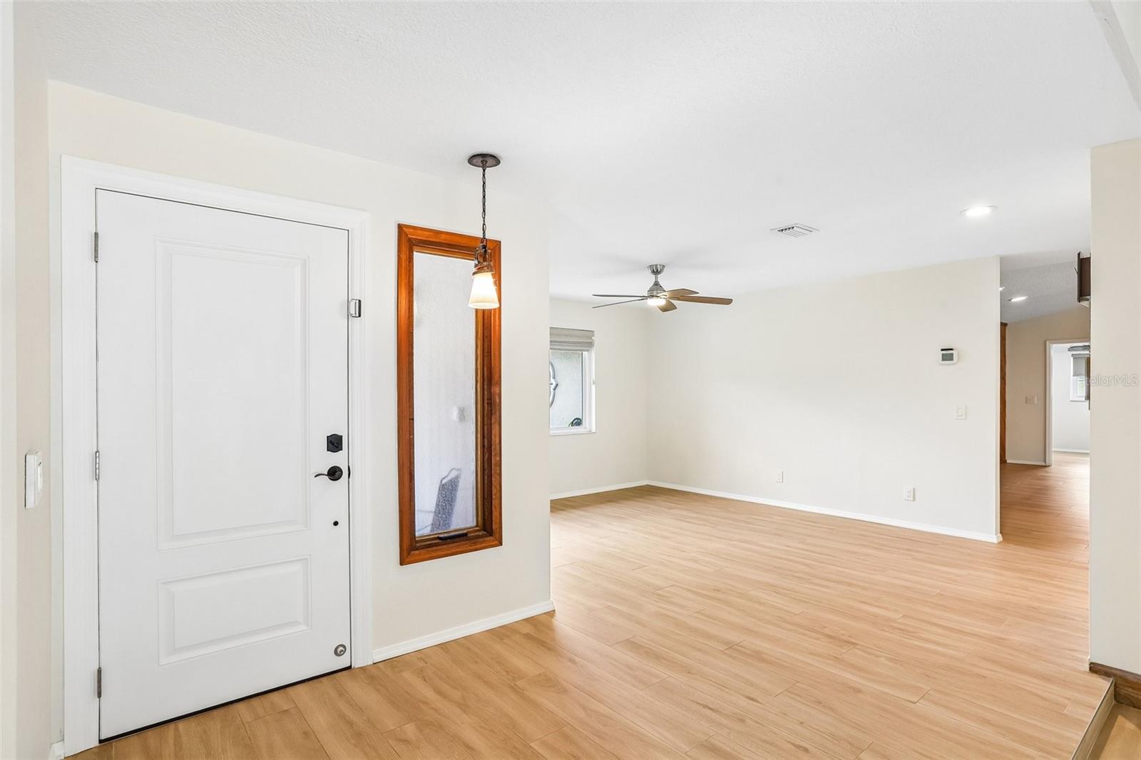Image 12 of 99 For 2424 Sundancer Drive