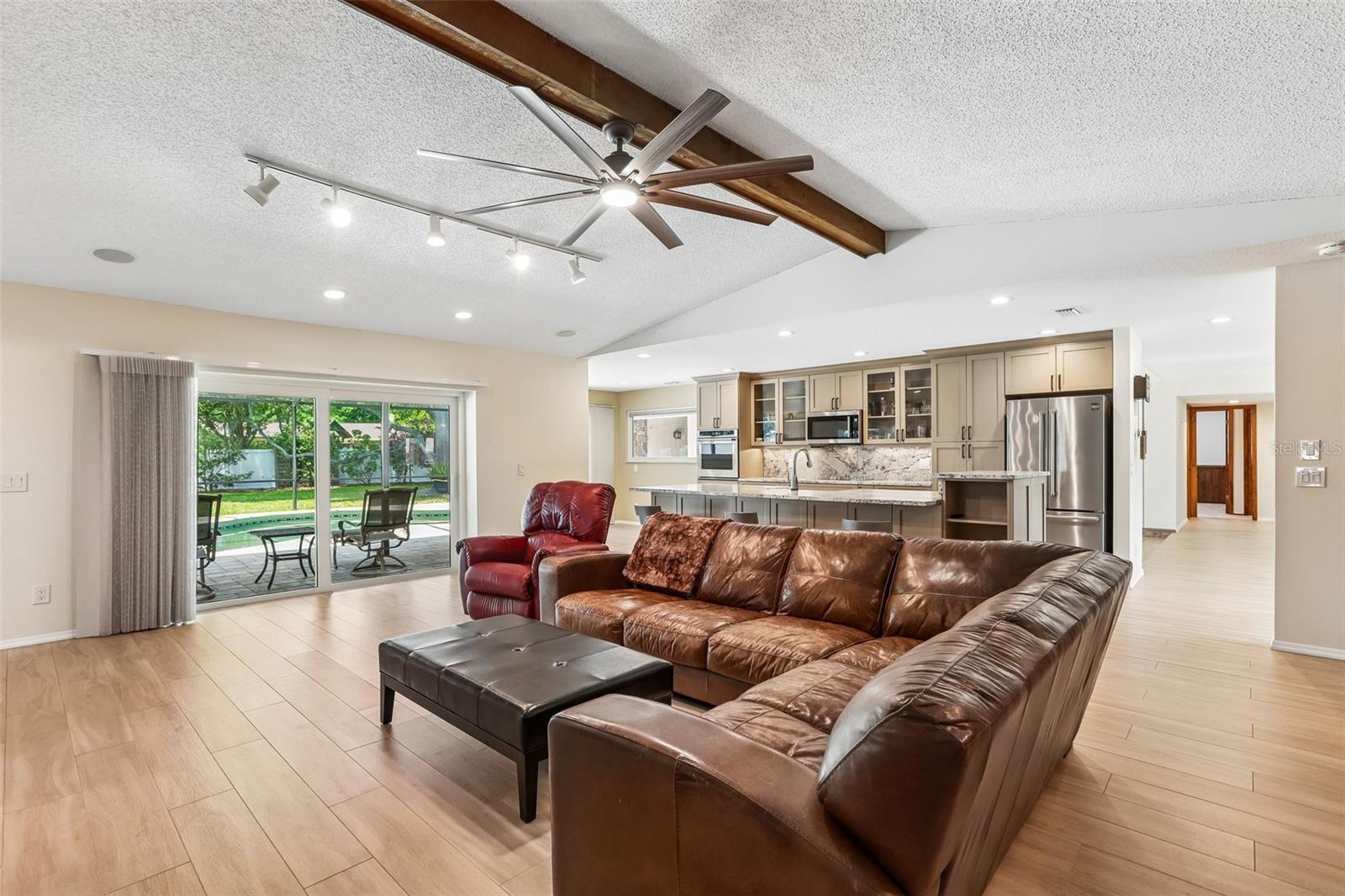 Image 22 of 99 For 2424 Sundancer Drive