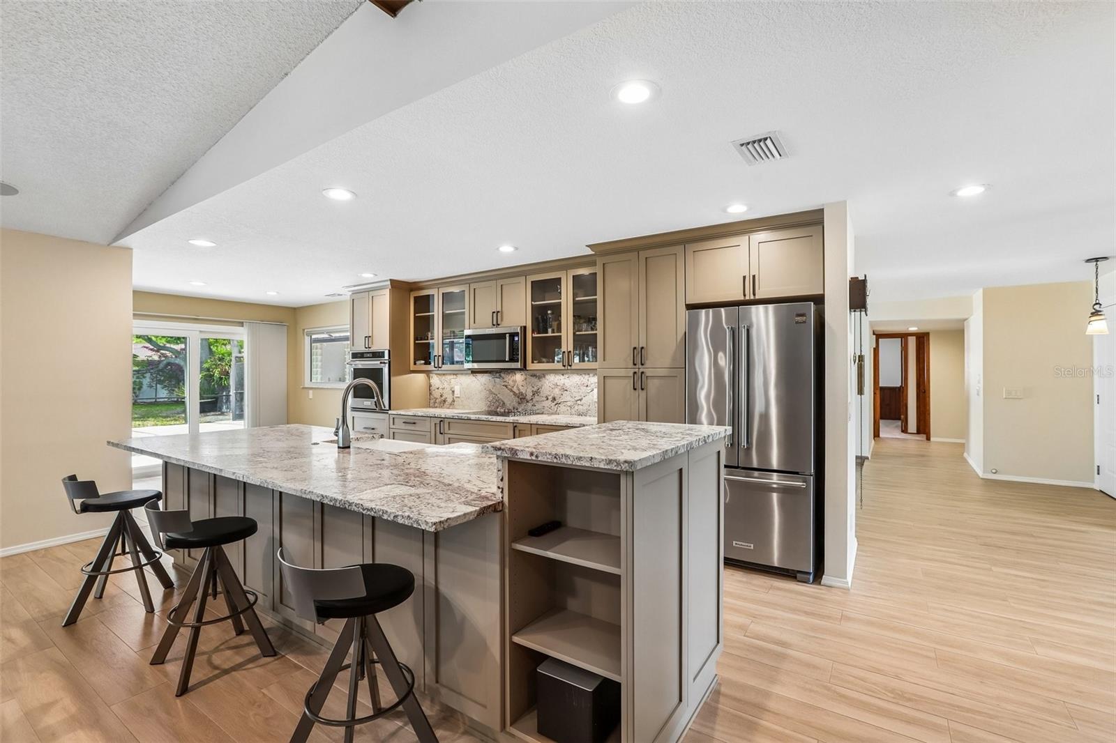 Image 26 of 99 For 2424 Sundancer Drive