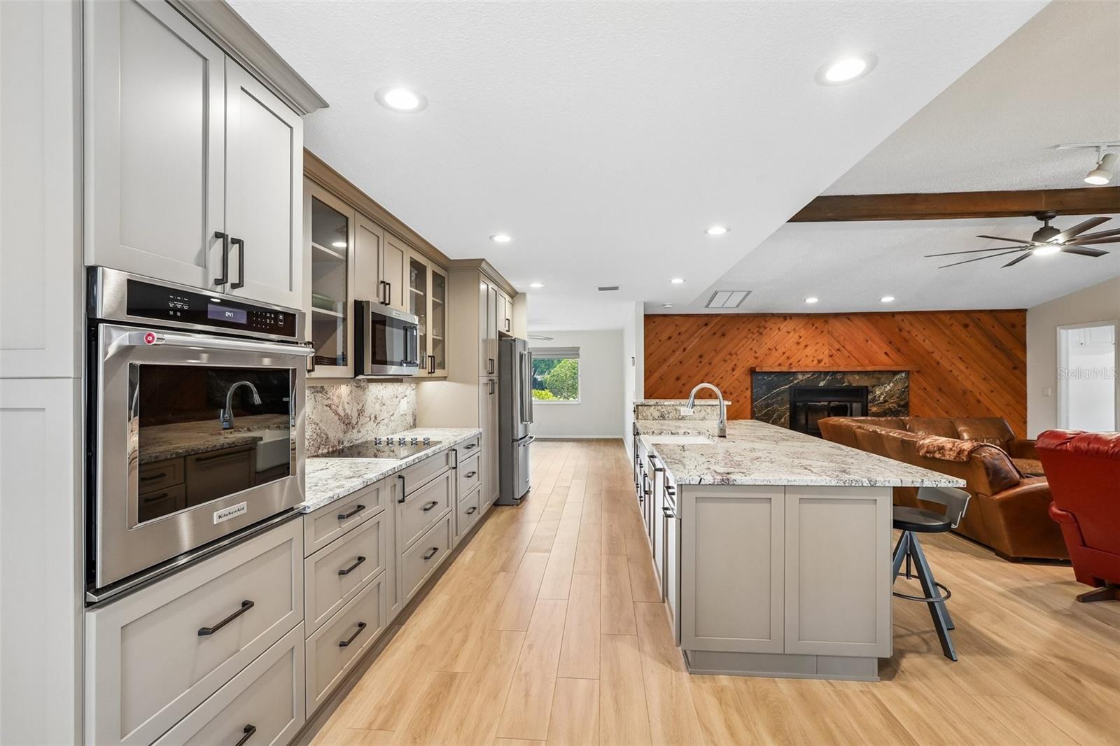 Image 32 of 99 For 2424 Sundancer Drive