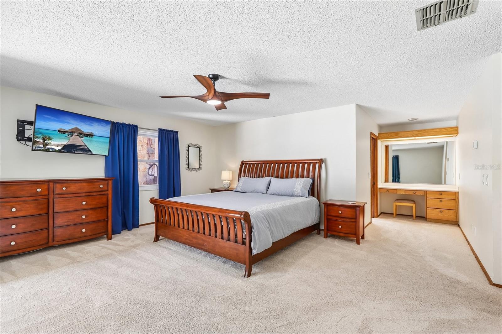 Image 42 of 99 For 2424 Sundancer Drive