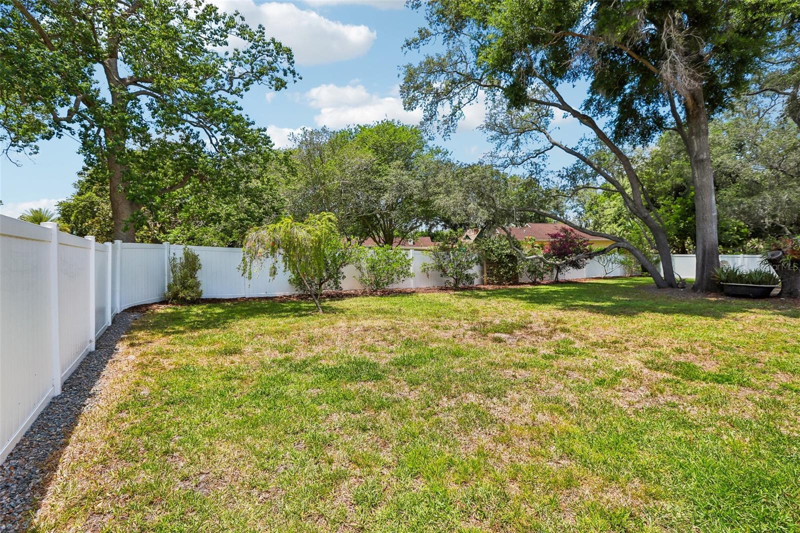 Image 82 of 99 For 2424 Sundancer Drive