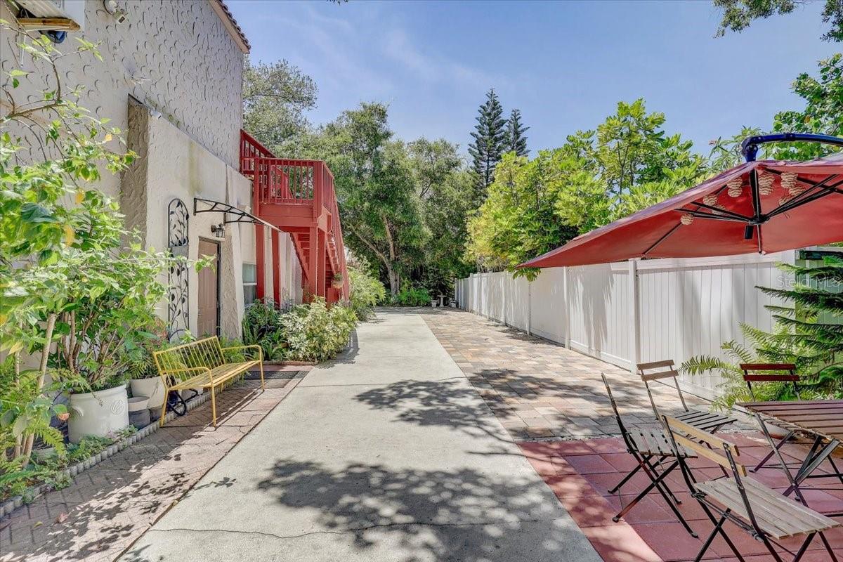 Image 68 of 82 For 325 49th Street N