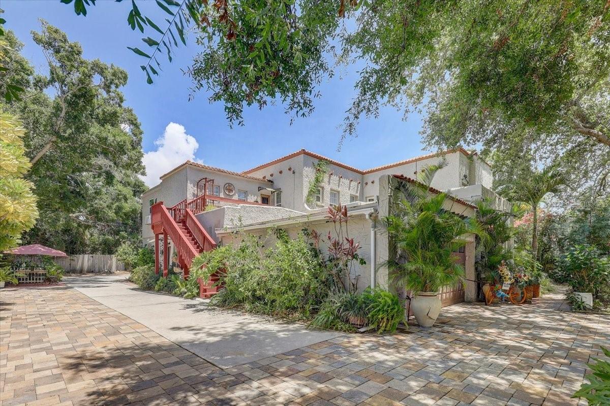 Image 75 of 82 For 325 49th Street N